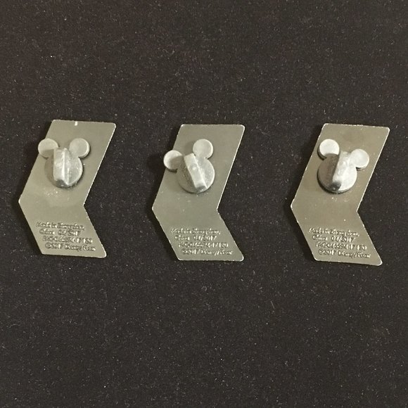 Disney Pixar CARS 3 Real D 3D Collectible Lapel Pins AMC Stubs Member Exclusive - Picture 3 of 3